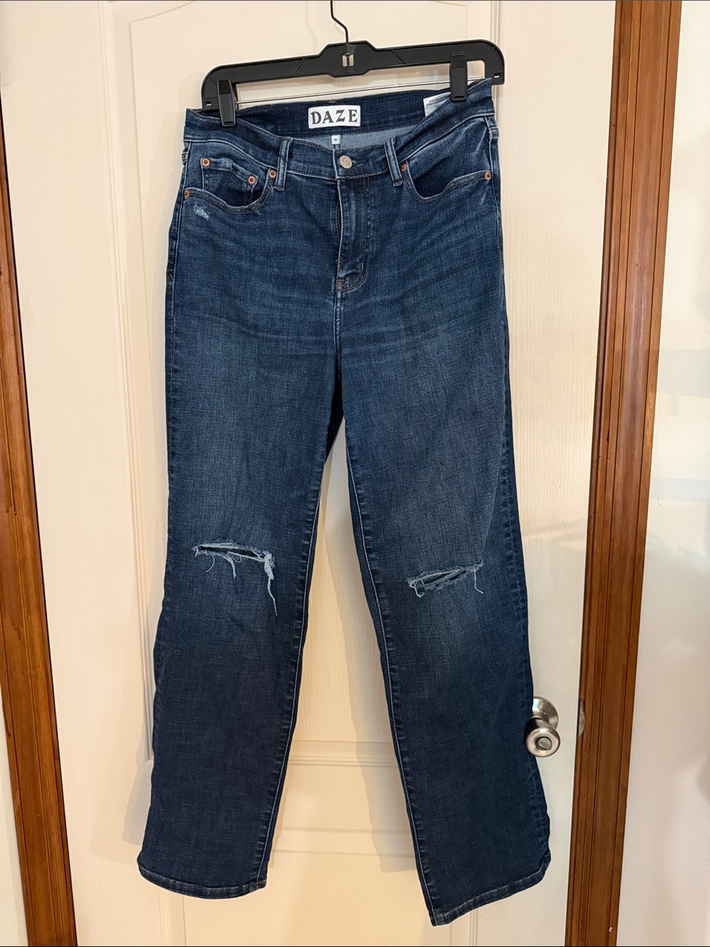 Women’s Daze Denim Distressed Straight-Leg Jeans